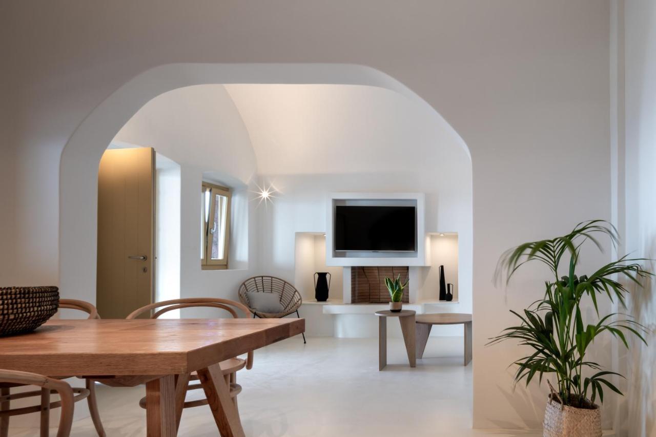 Colombos Beachfront Foinikiá Dış mekan fotoğraf
