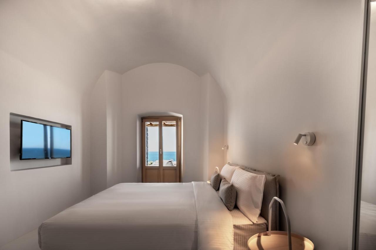 Colombos Beachfront Foinikiá Dış mekan fotoğraf